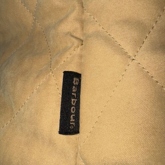 Barbour Mustard Yellow Shaped Microfibre Quilt Short Jacket Women Size XL/ 14 - Picture 4 of 12